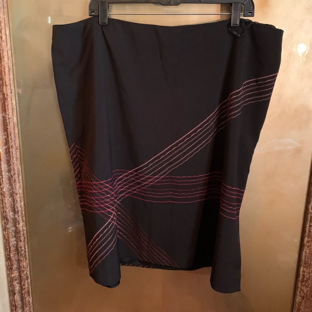 NWT ALFANI SKIRT